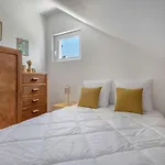 Maison Moderne Avec Jardin Pour 8 à *