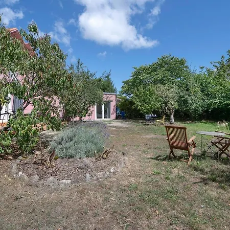 בית נופש Maison Moderne Avec Jardin Pour 8 *
