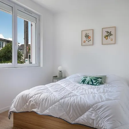 Casa de Férias Maison Moderne Avec Jardin Pour 8 à