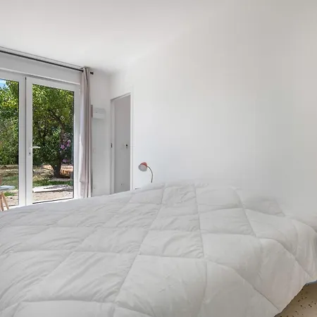 Maison Moderne Avec Jardin Pour 8 à Casa de Férias