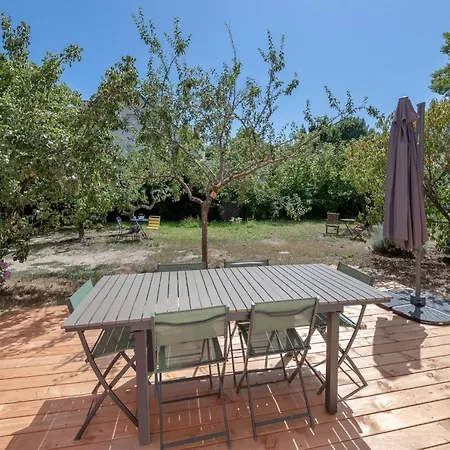 Casa de Férias Maison Moderne Avec Jardin Pour 8 à