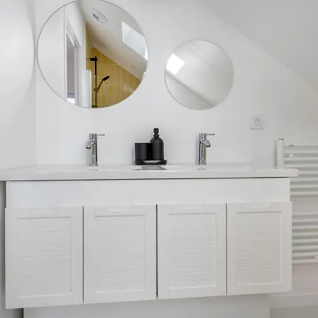 בית נופש Maison Moderne Avec Jardin Pour 8 *