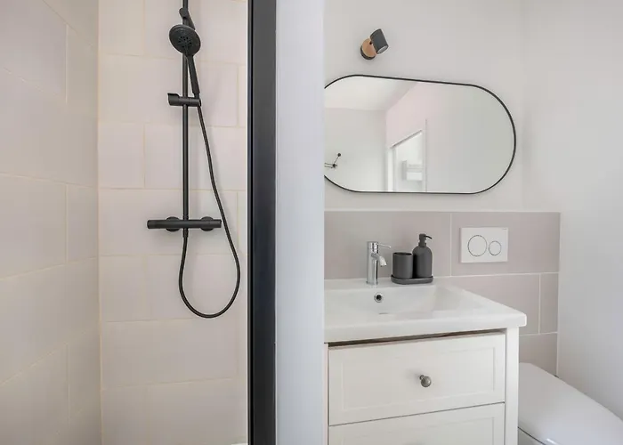 Maison Moderne Avec Jardin Pour 8 A 度假居 *