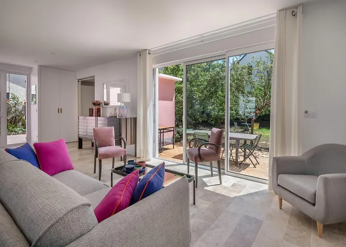 Maison Moderne Avec Jardin Pour 8 A 度假居